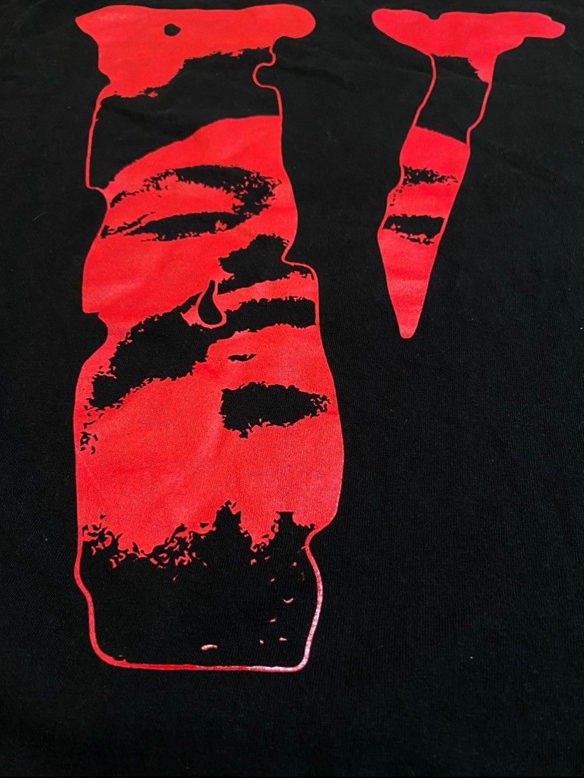 The Weeknd × Vlone VLONE x After Hours Blood Drip The Weekend merch 2020 Size US L / EU 52-54 / 3 - 8 Thumbnail
