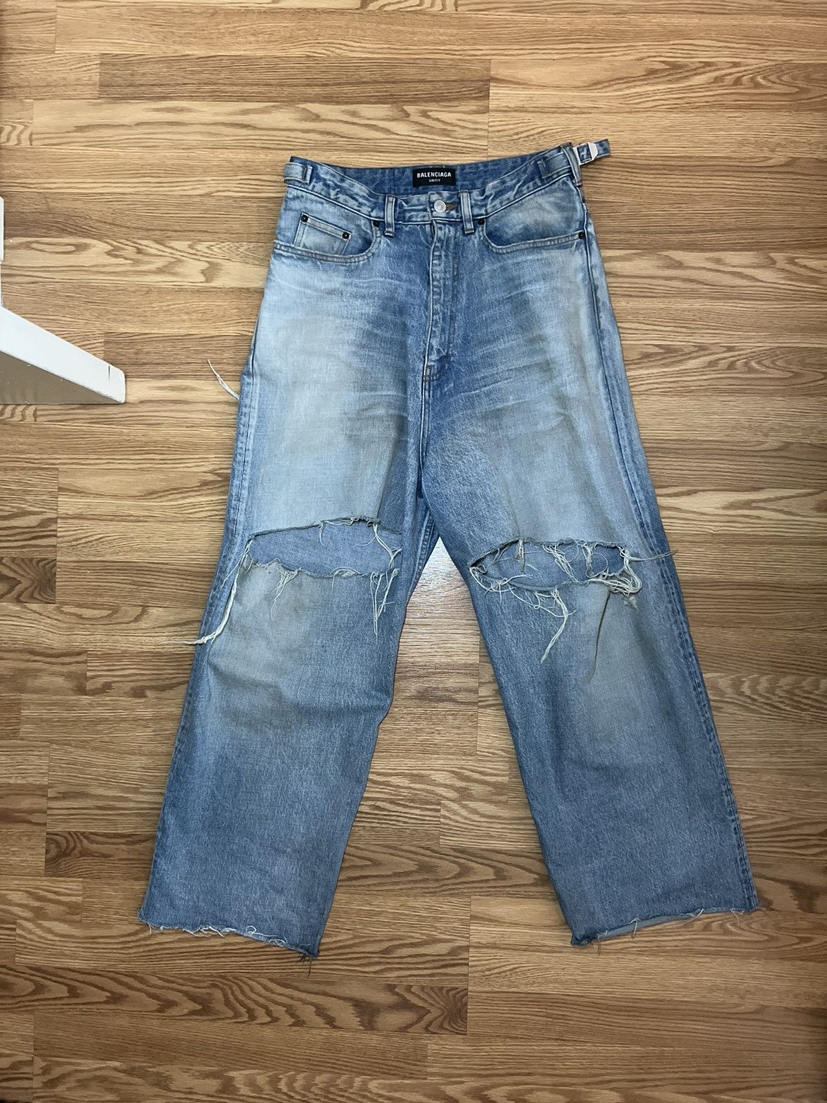 Balenciaga Baggy Destroyed Skater Jeans SS22 Washed Denim | Grailed