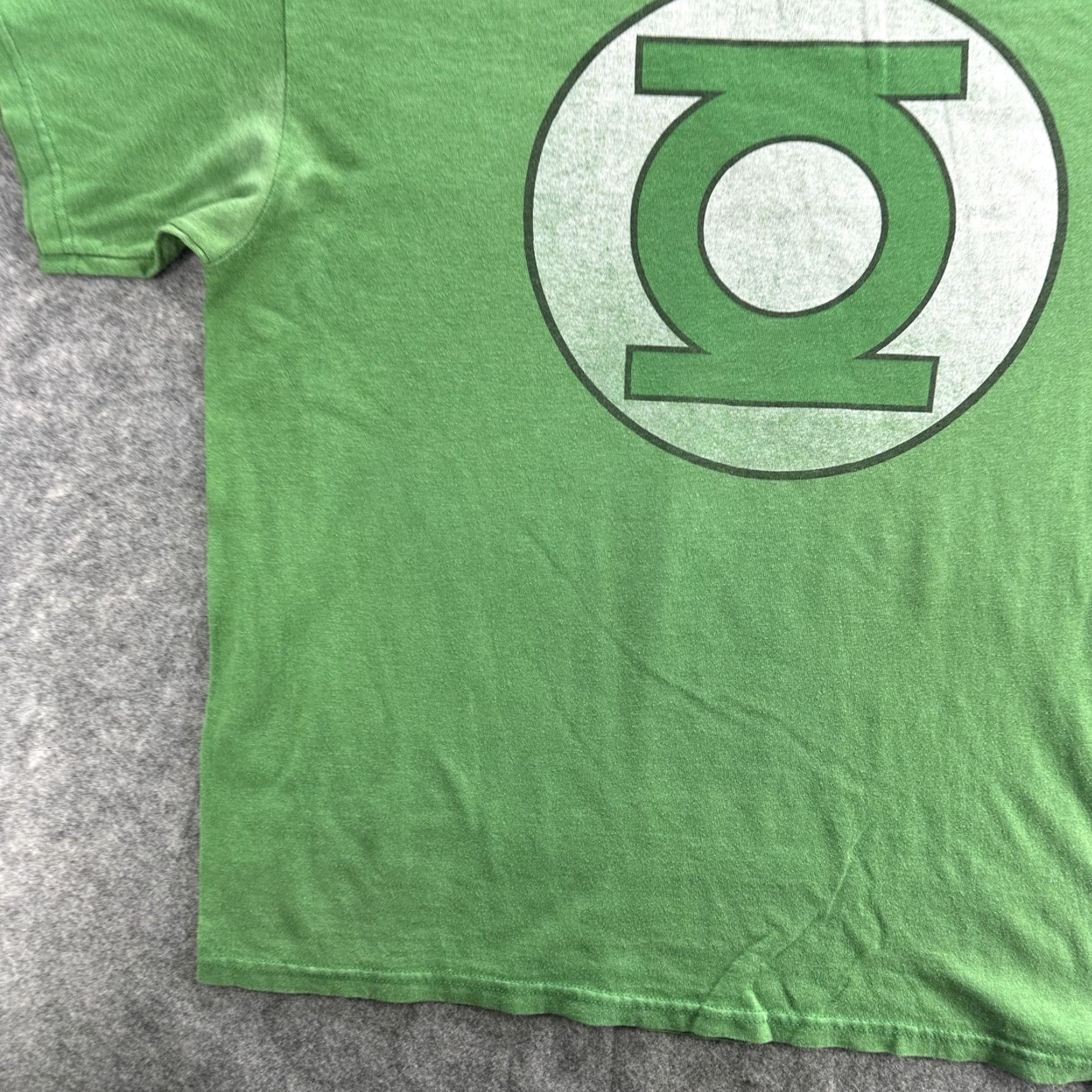 DC Comics VINTAGE Green Lantern Shirt DC Comics Superhero T-Shirt Men Large Green Graphic Tee Movies Size US XL / EU 56 / 4 - 4 Thumbnail