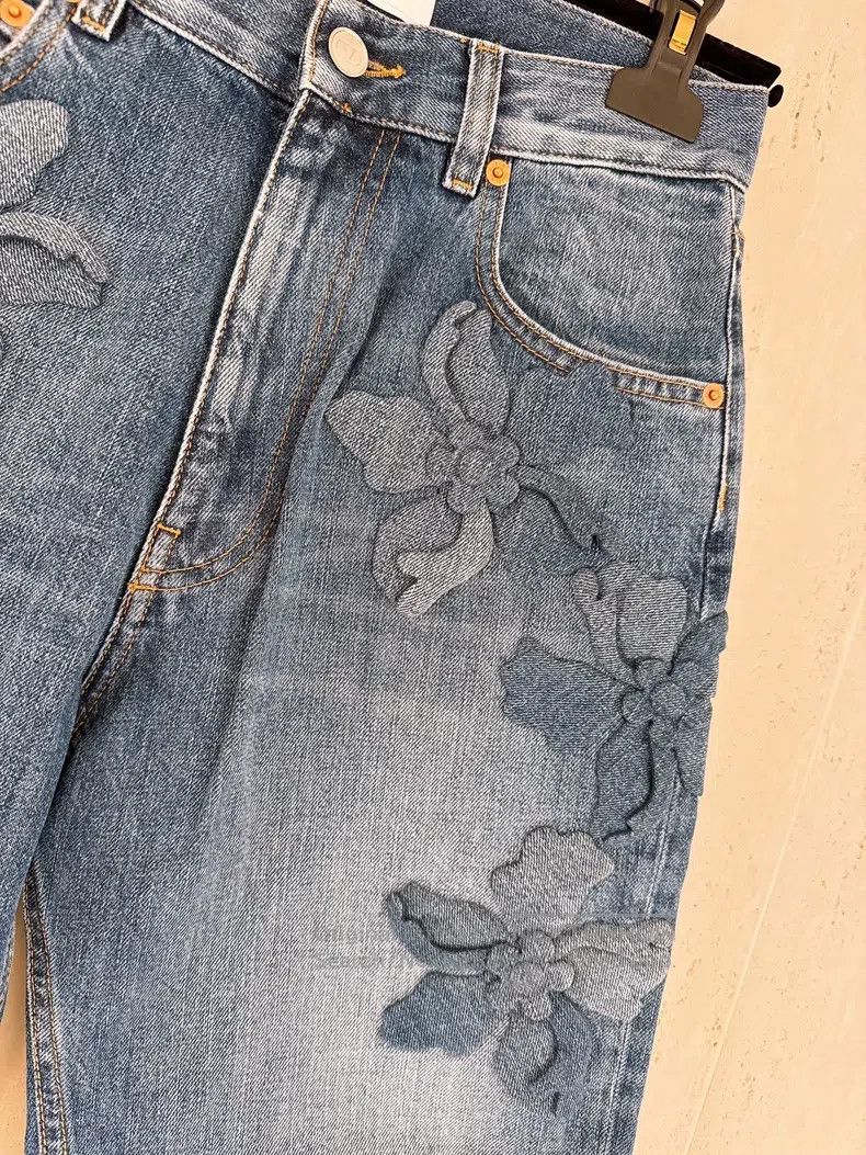 Valentino Valentino Three-dimensional floral jeans Size 40" / US 18 - 3 Thumbnail