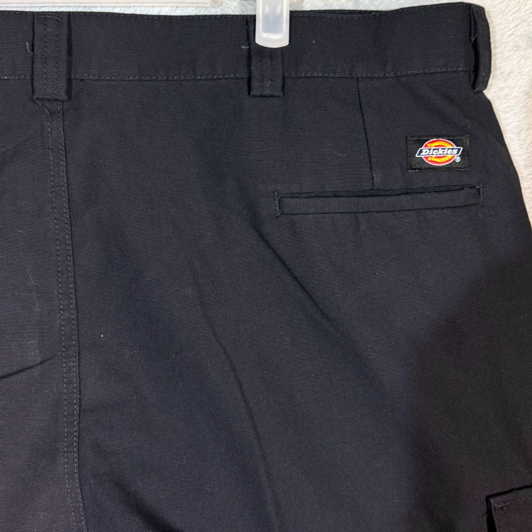 Dickies Dickies Work Pants Men 44 x 32 Black Polyester High Rise Utility Outdoor Pants Size US 44 / EU 60 - 7 Thumbnail