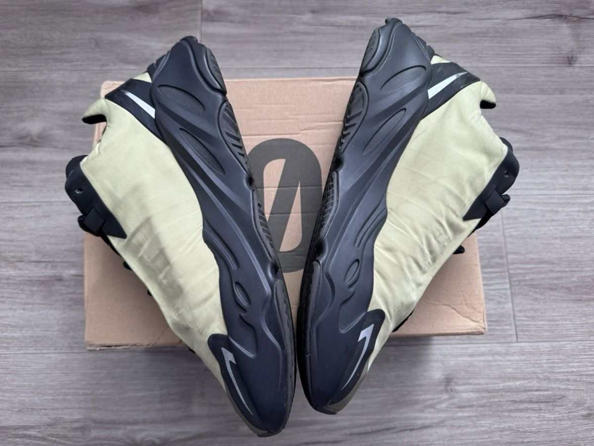 Adidas Yeezy boost 700 mnvn men size 10 Size US 10 / EU 43 - 4 Thumbnail