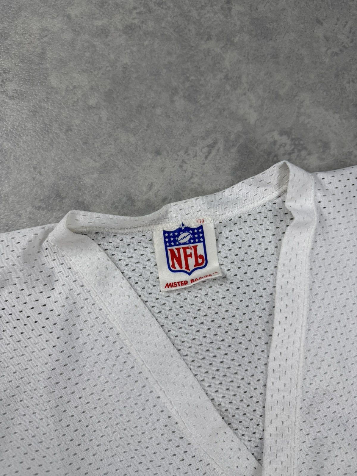 NFL Vintage NFL Chicago Bears #32 Mesh Football Jersey White USA Size US XL / EU 56 / 4 - 6 Thumbnail