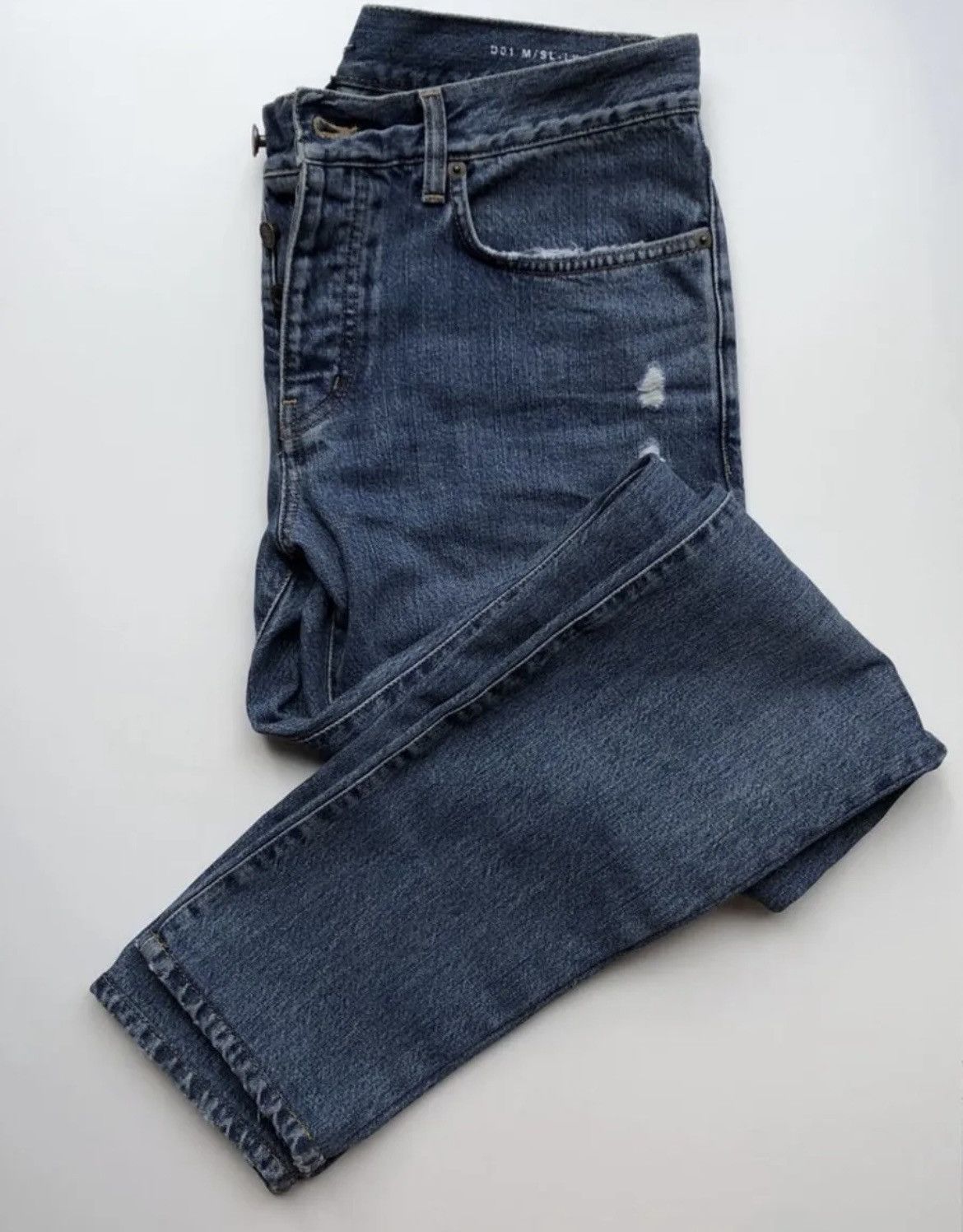 2014 Hedi Saint Laurent Paris knee slit Light wash Denim