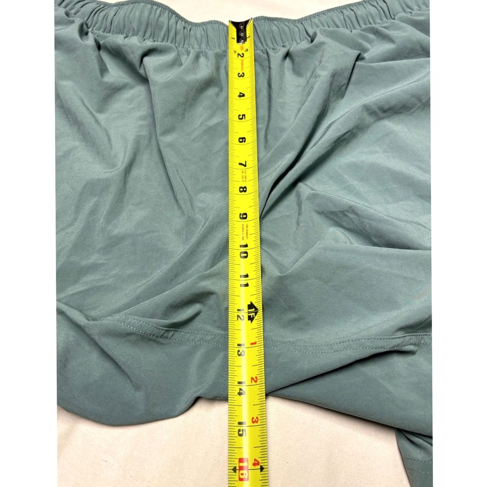 Vintage Free Fly Mens Shorts Blue Grey 2XL Inseam 7.5 36 Elastic Waist Lined Quick Dry Athletic Outdoor Sports Size US 39 - 7 Thumbnail