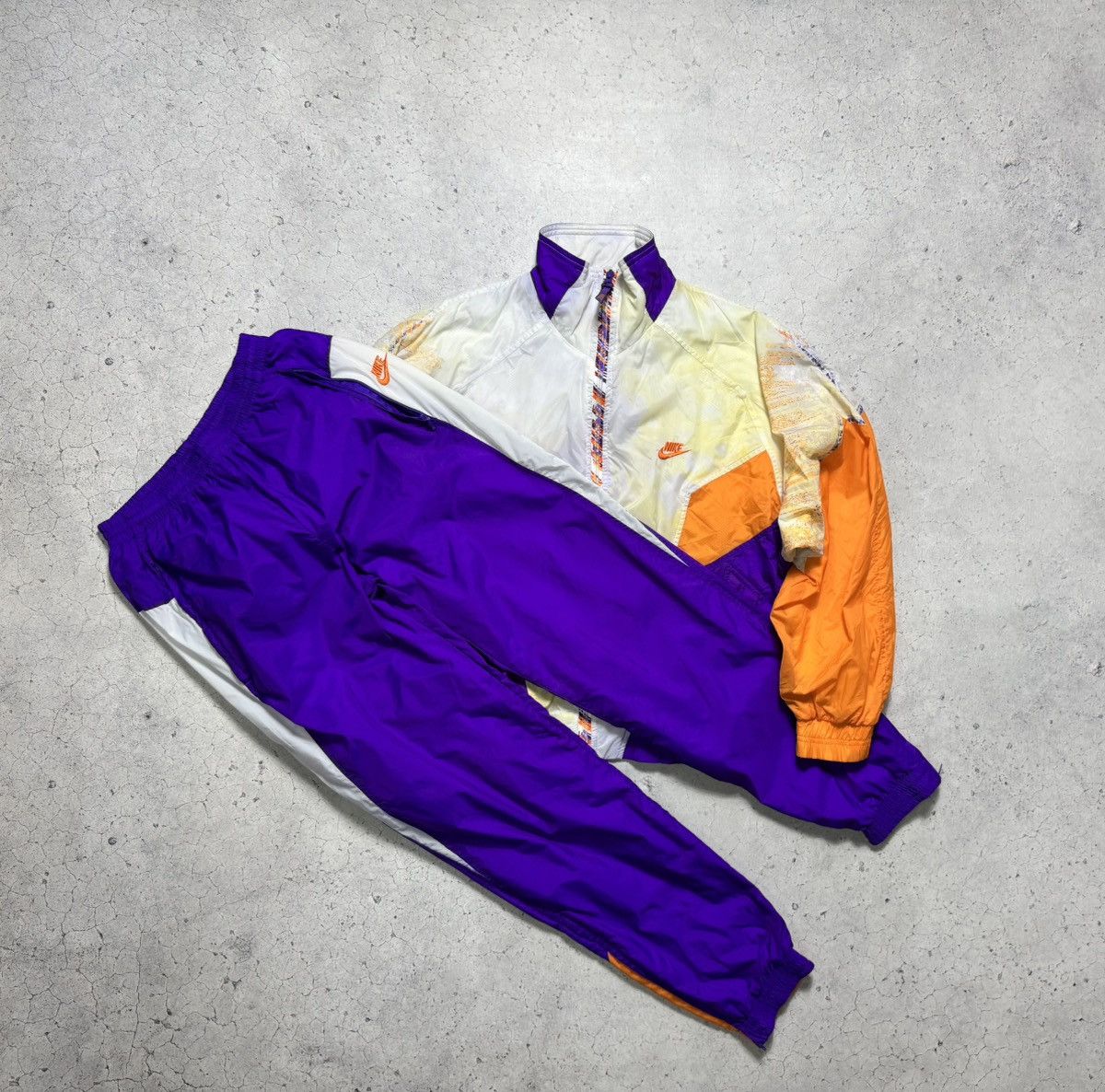 Nike Nike Vintage 80-90’s Nylon Track Suit Jacket & Pants Swoosh Size US S / EU 44-46 / 1 - 1 Thumbnail