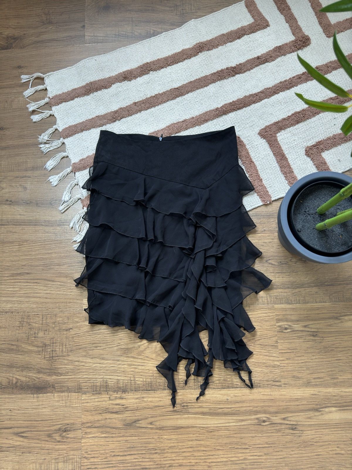 Morgan Homme VINTAGE MORGAN DE TOI FRANCE MESH RUSH SKIRT Size 26" / US 2 / IT 38 - 2 Thumbnail
