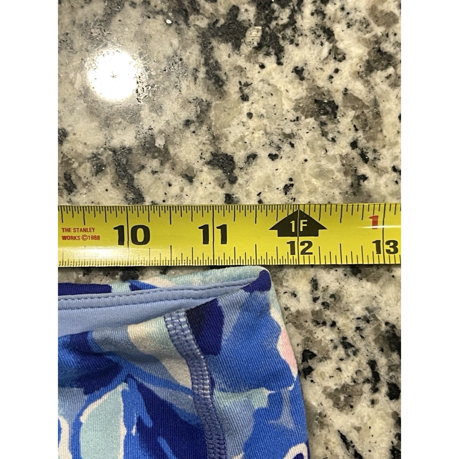Lilly Pulitzer VINTAGE Lilly Pulitzer Catch N Keep Blue Luxletic Weekender Leggings Ss - Womens - Leggings - Blue - Cropped - Activewear - Lilli - S Size 28" / US 6 / IT 42 - 3 Thumbnail