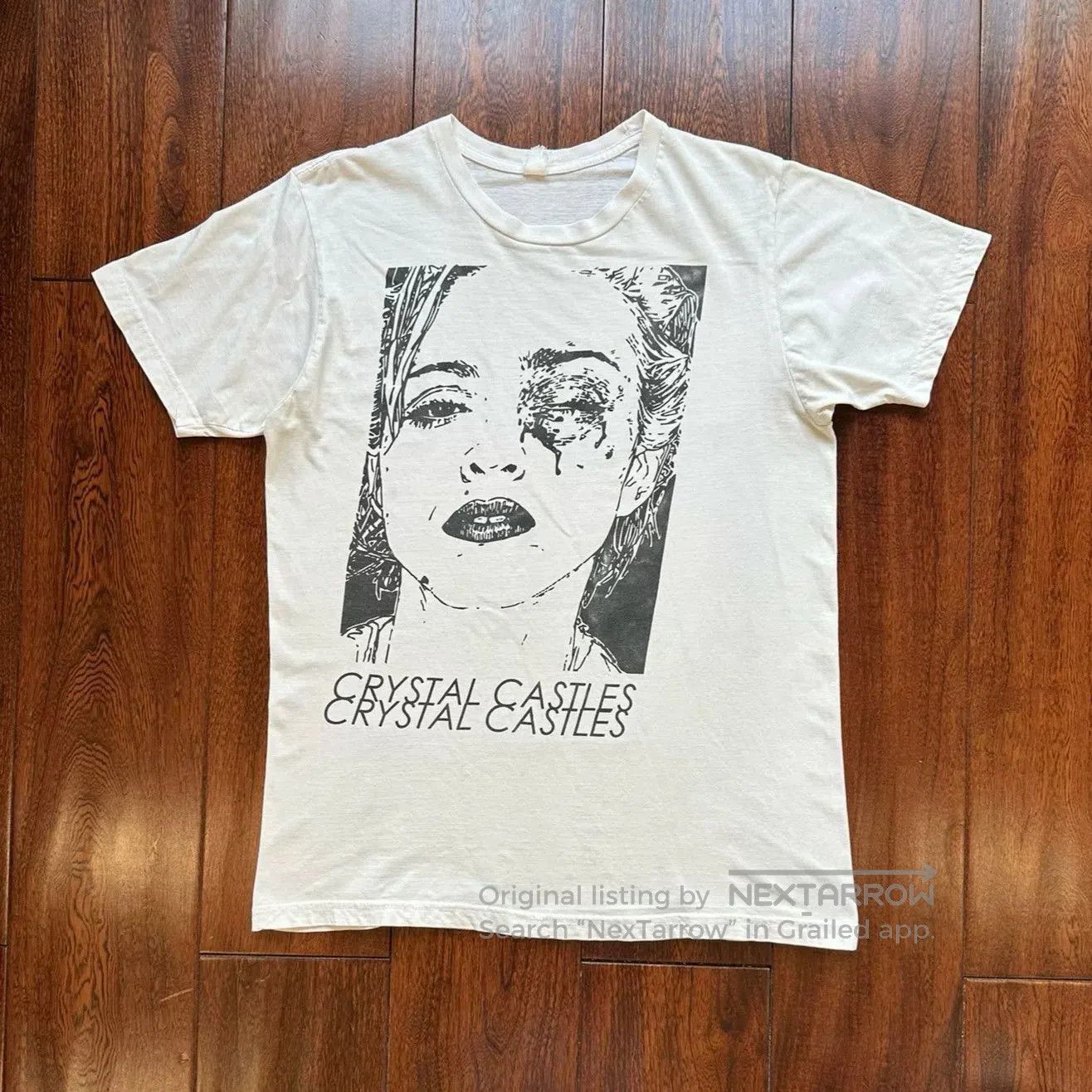 CRYSTAL CASTLES バンドTシャツ　ロックT ヴィンテージ　マドンナ Crystal Castles Madonna Tour Shirt, Graphic Black Unisex T-shirt