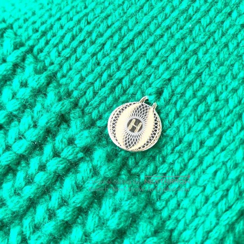 Hermes Hermes Green Knitted V-Neck Cashmere Sweater Size XS / US 0-2 / IT 36-38 - 4 Thumbnail