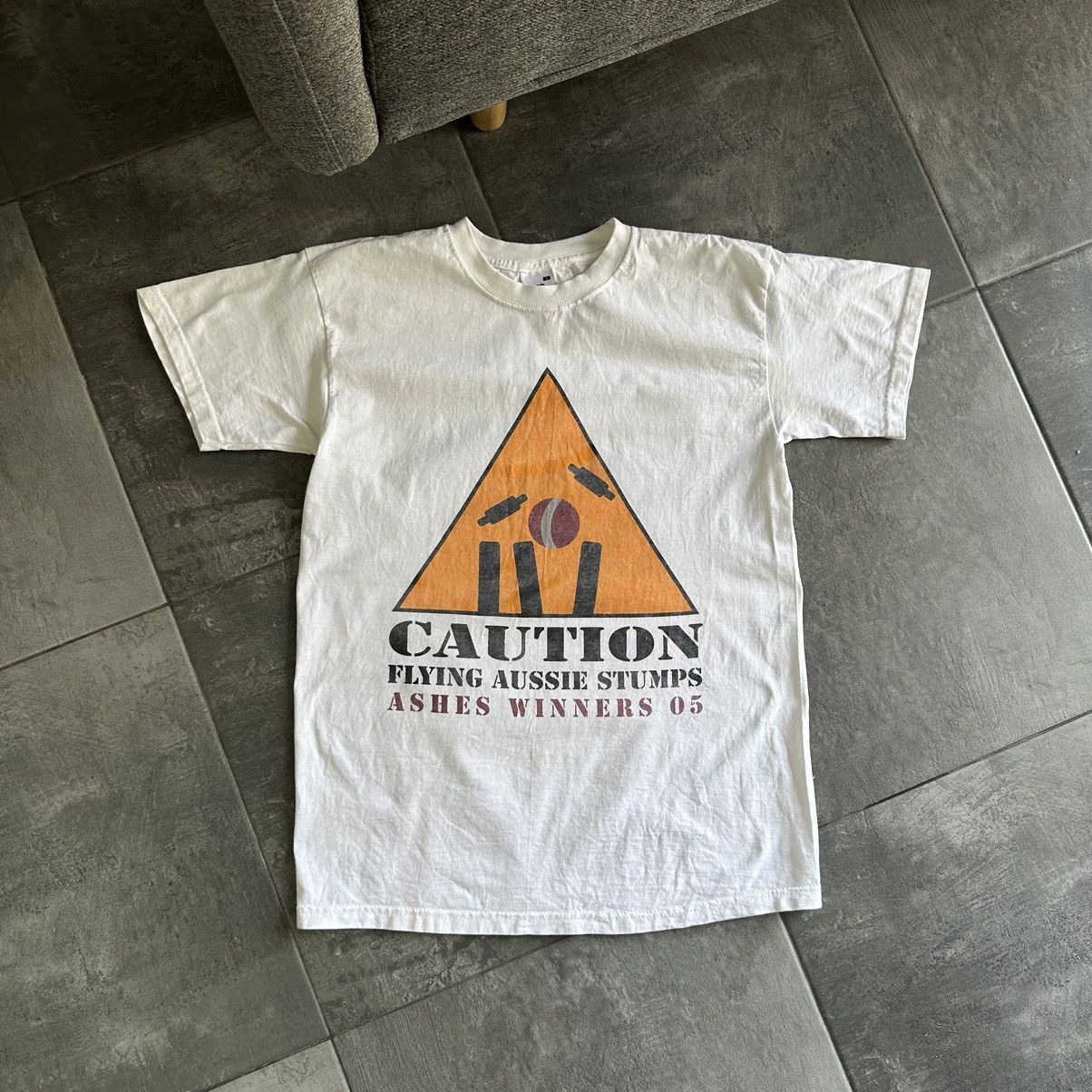 Japanese Brand × Vintage Vintage Japanese Style Joke T-shirts Humor Y2K 00s Size S / US 4 / IT 40 - 1 Thumbnail