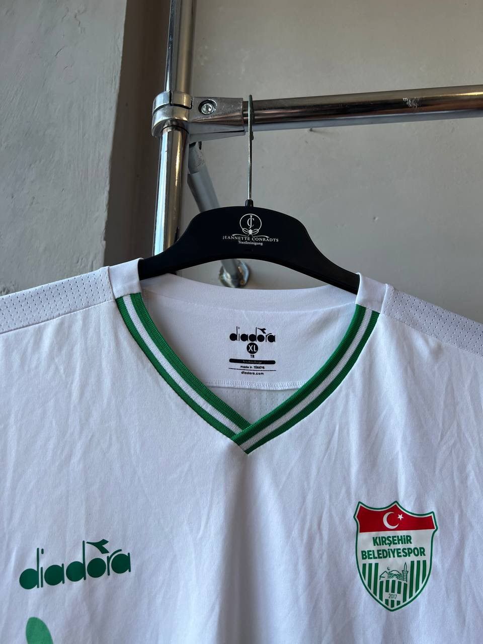 Diadora 2021/22 KIRSEHIR BELEDIYESPOR AWAY SOCCER JERSEY SHIRT SZ XL Size US XL / EU 56 / 4 - 4 Thumbnail