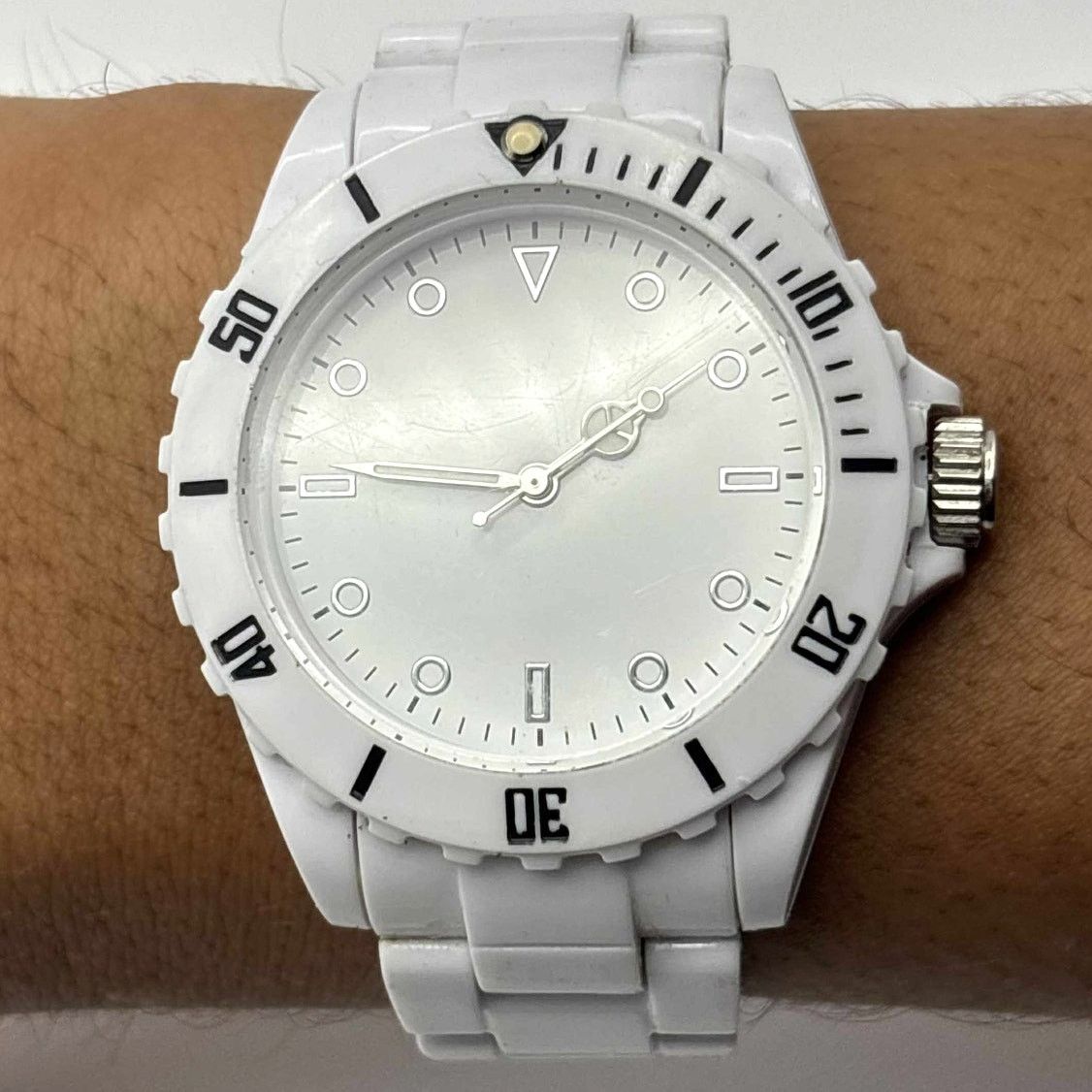 Other White Analog Watch Size ONE SIZE - 1 Thumbnail