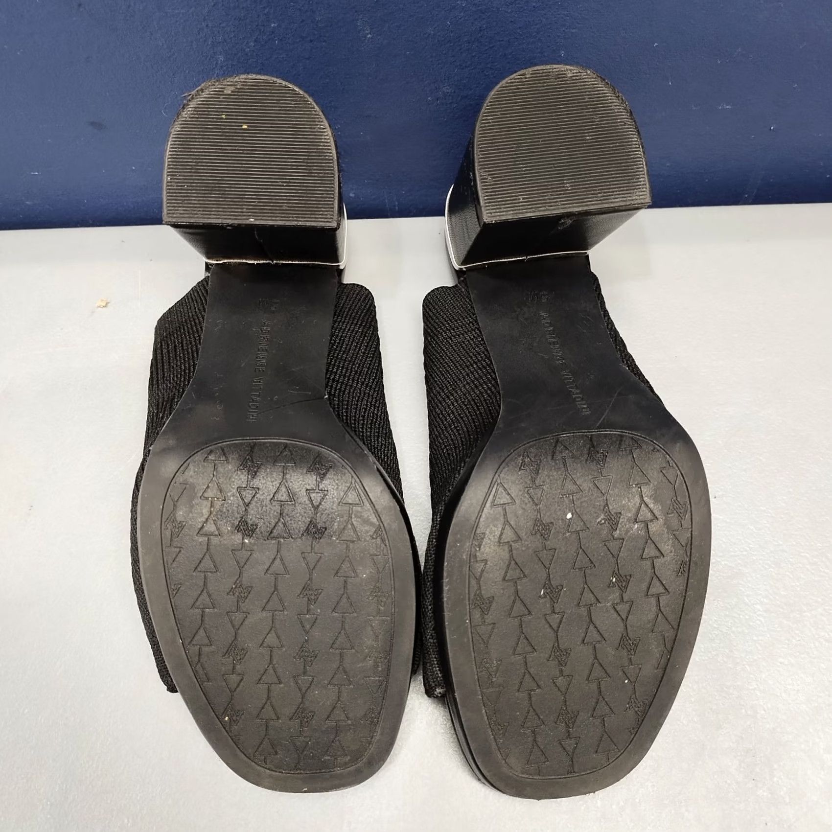 Vintage Adrienne Vittadini Aimie Heeled Slide Sandals Womens Size 5M Black Stretch Knit Size US 5 / IT 35 - 7 Thumbnail