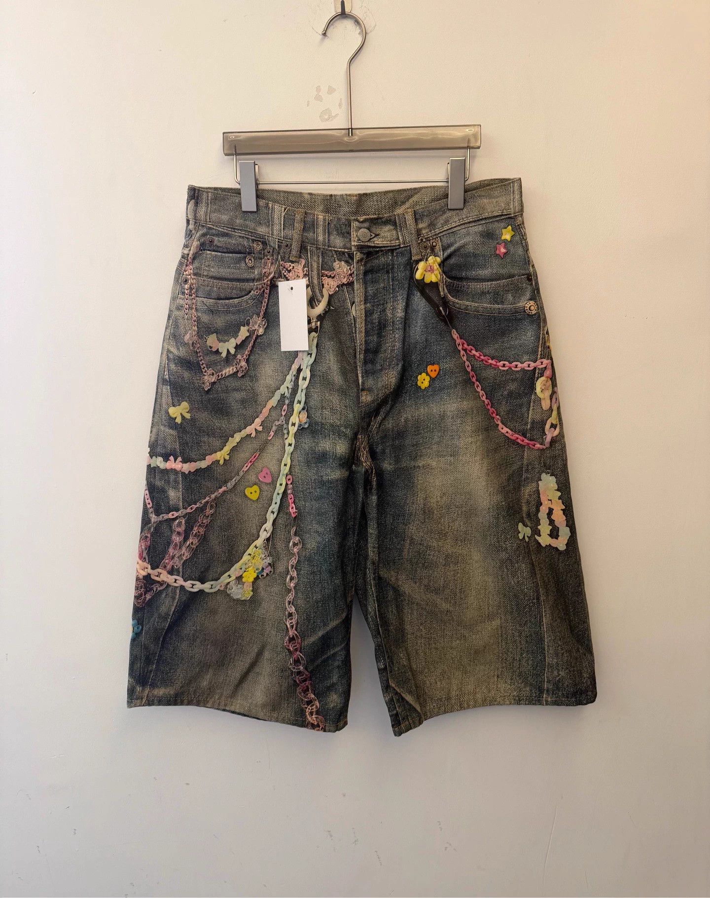 Acne Studios Acne SS25 oversize retro print wide 7 denim shorts m Size US 34 / EU 50 - 1 Thumbnail