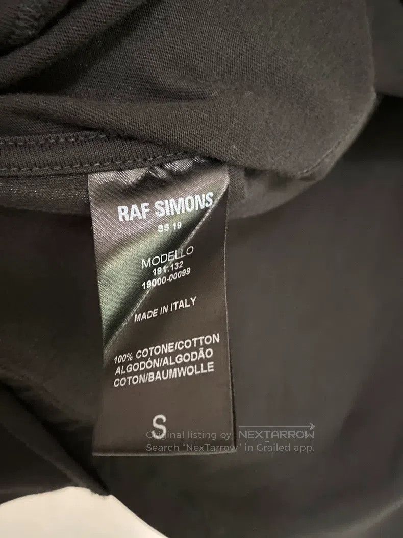 Raf Simons Raf simons 19ss show style double-necked alien T-shirt Size US S / EU 44-46 / 1 - 8 Thumbnail