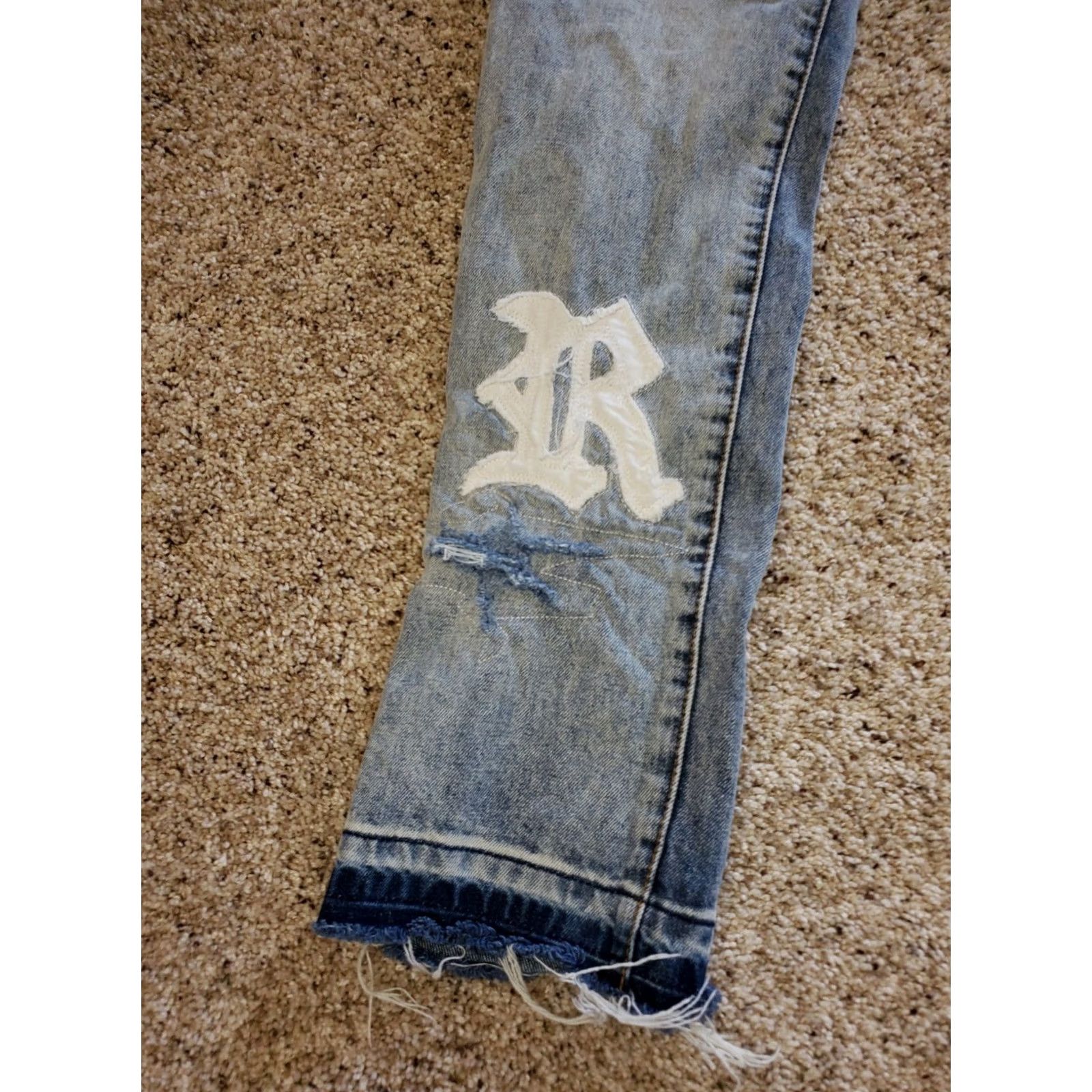 MNML Mnml War Jeans 31 Mens Blue Light Wash Raw Hem Stretch Denim Embroidered Jeans Size US 32 / EU 48 - 4 Thumbnail