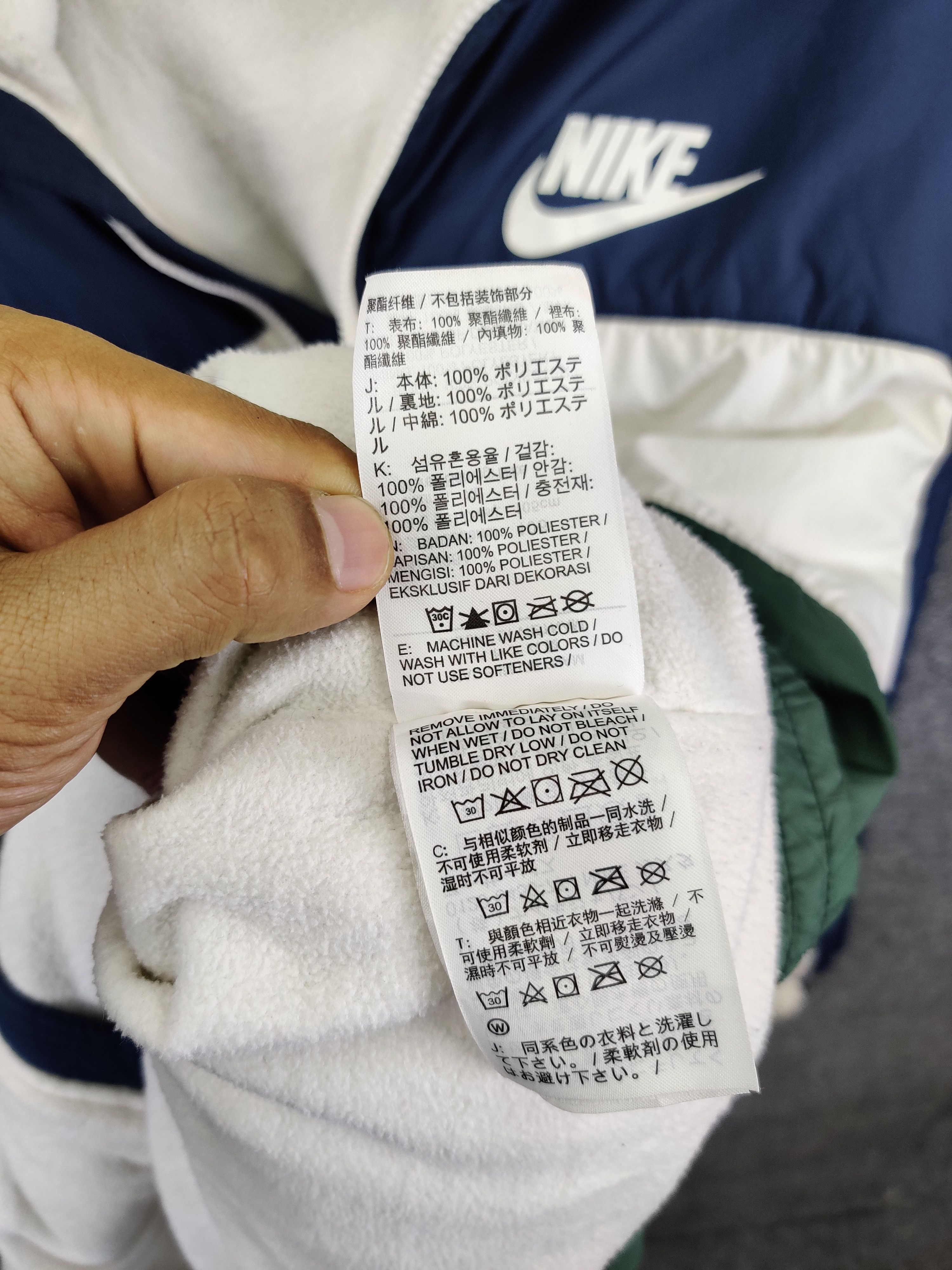 Nike Vintage 90s Nike Down Puffer Hoodie Jacket Size US XL / EU 56 / 4 - 13 Thumbnail