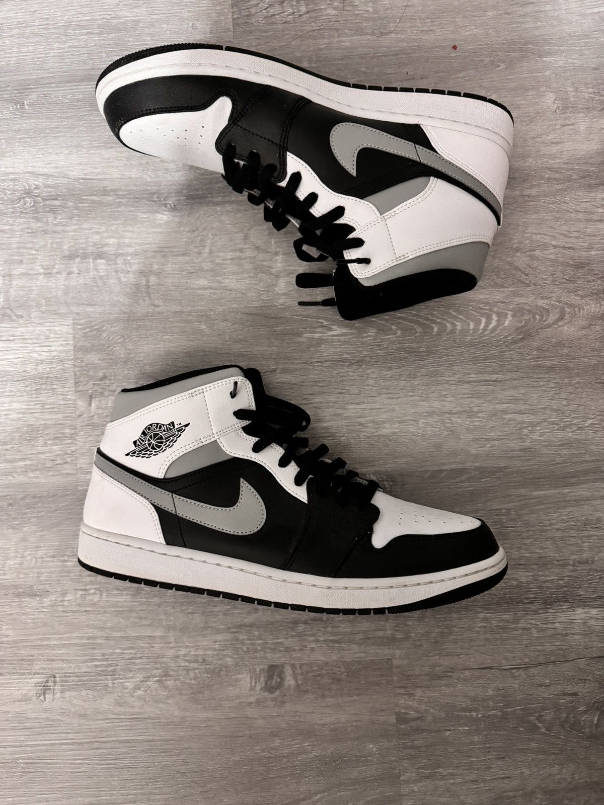 Nike Air Jordan 1 Retro Mid Shadow Grey White Black size 13