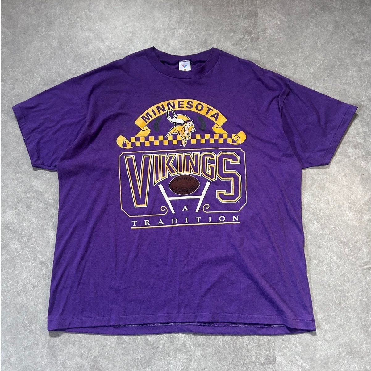 Other 90s Vintage Minnesota Vikings Purple T Shirt Size XXL Size US XXL / EU 58 / 5 - 1 Thumbnail