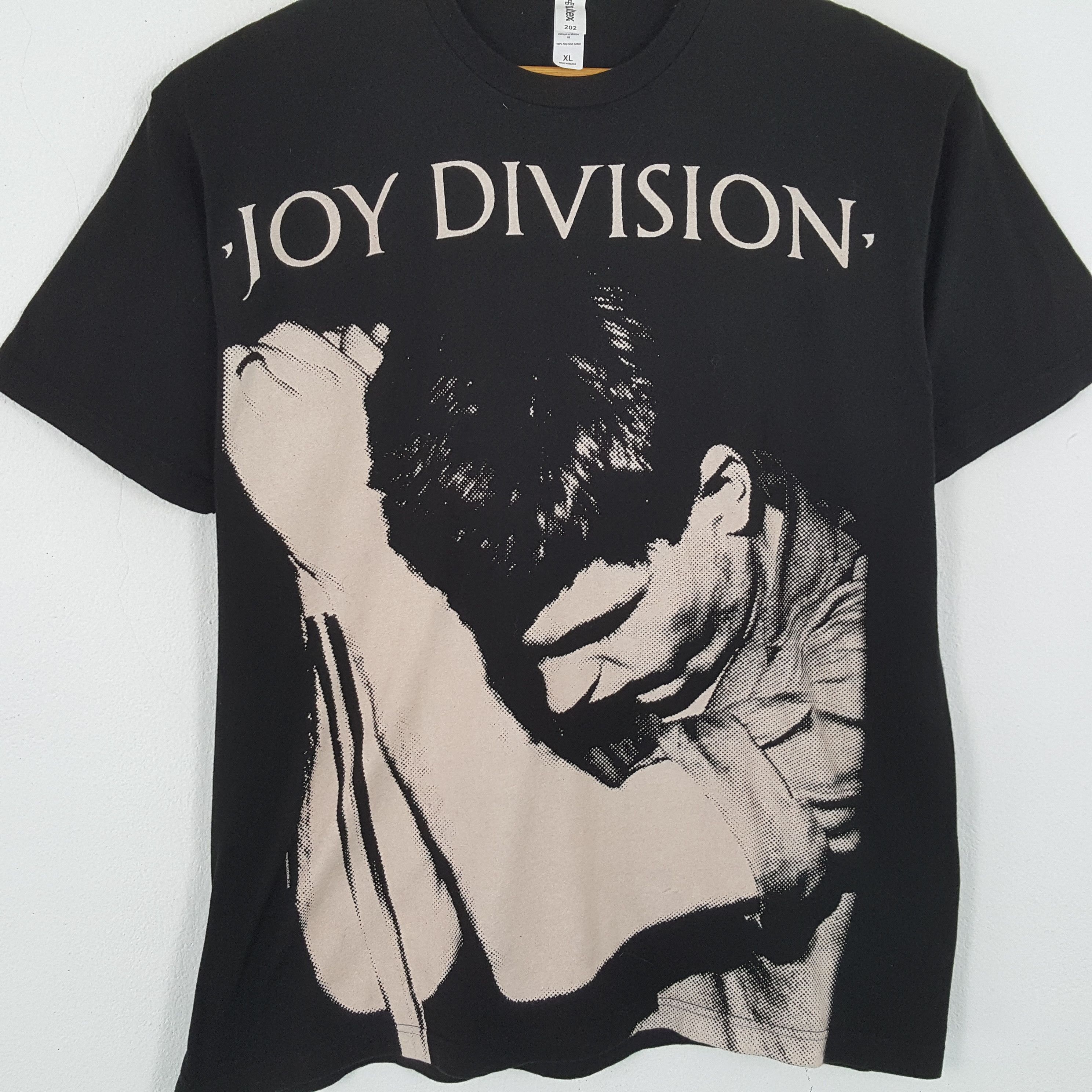Band Tees × Vintage Vintage JOY DIVISION English Post Punk Band T-Shirts Size US XL / EU 56 / 4 - 2 Thumbnail