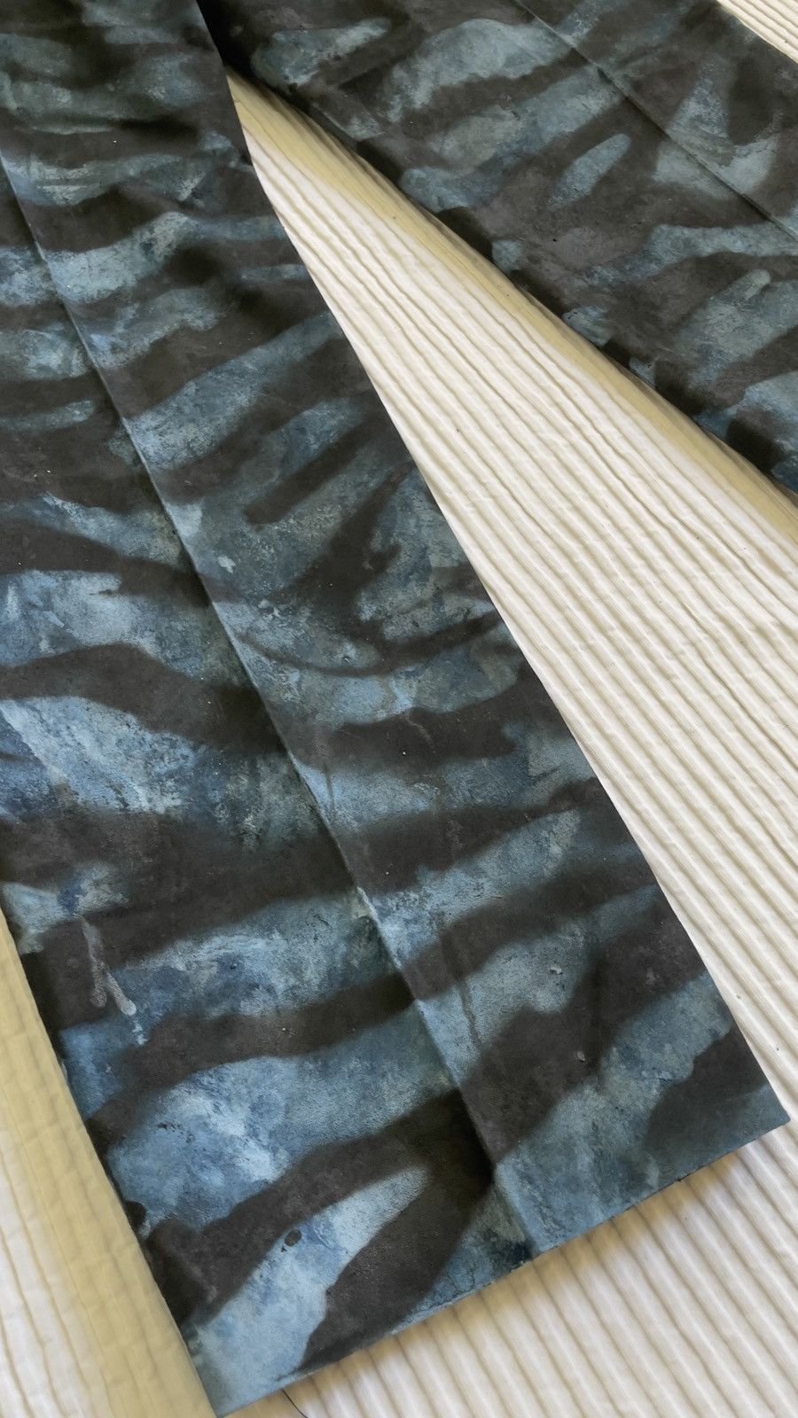 Japanese Brand Blackwatch Snow Tiger Hand Camo Size US 29 - 15 Thumbnail