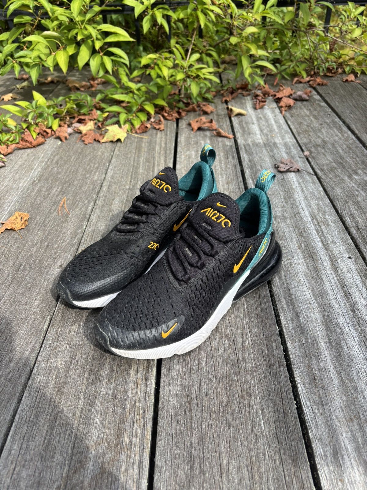 Nike 10.5W / 9M - Nike Air Max 270 NIKEID Custom Sneakers Size US 9 / EU 42 - 2 Thumbnail