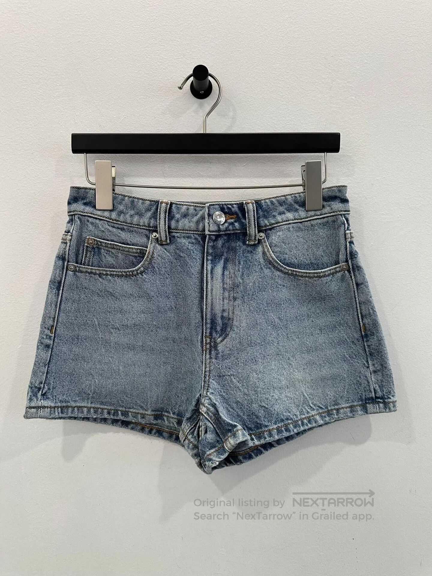 Alexander Wang Alexander Wang Women's Blue Denim Shorts 26. Size 26" / US 2 / IT 38 - 3 Thumbnail