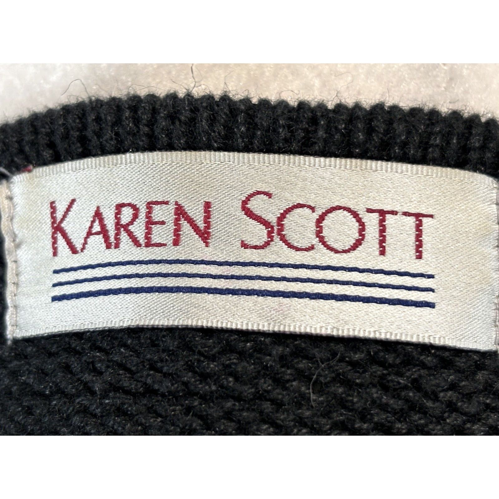 Vintage VINTAGE Karen Scott Embellished Tunic Sweater L Black Knit Sequins Bedazzled 90s Womens Mens Girls? Size L / US 10 / IT 46 - 6 Thumbnail