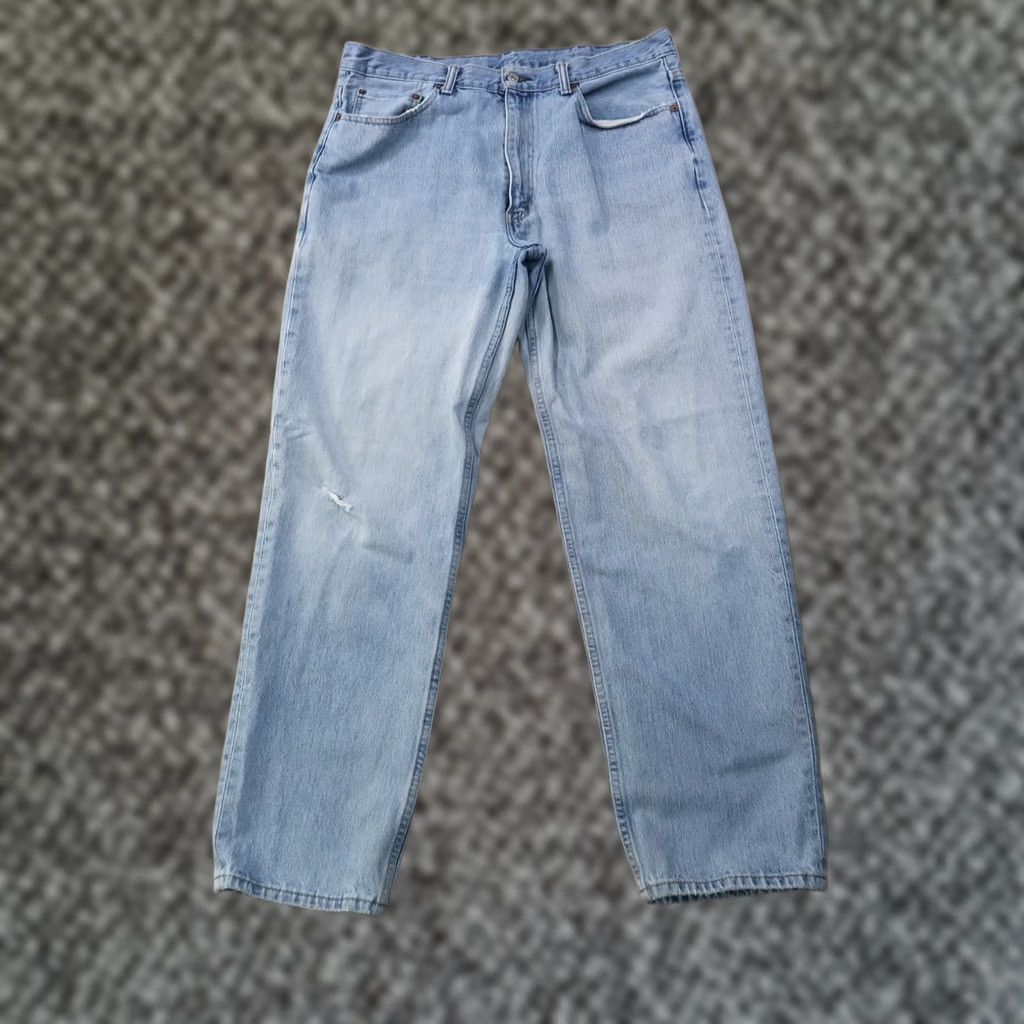 Levi's VINTAGE Levi's 550 Jeans Men 38x34 Blue Distressed Relaxed Straight Denim 5-Pocket Zip Vintage Men Jeans Blue Distressed 38x34 Levi's 550 Size US 38 / EU 54 - 1 Thumbnail