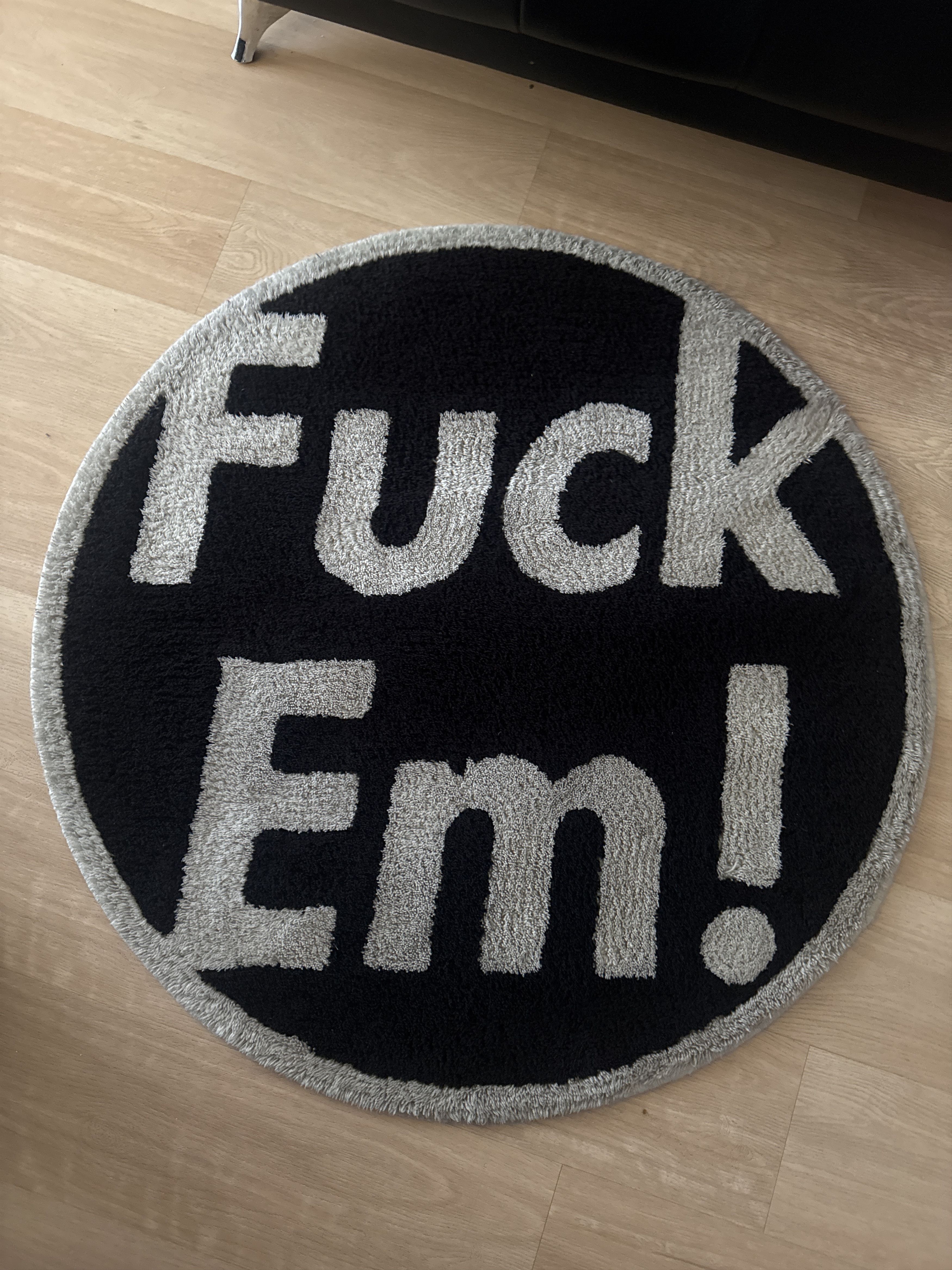 Supreme 2009 Supreme Fuck Em! Pin Button | Grailed