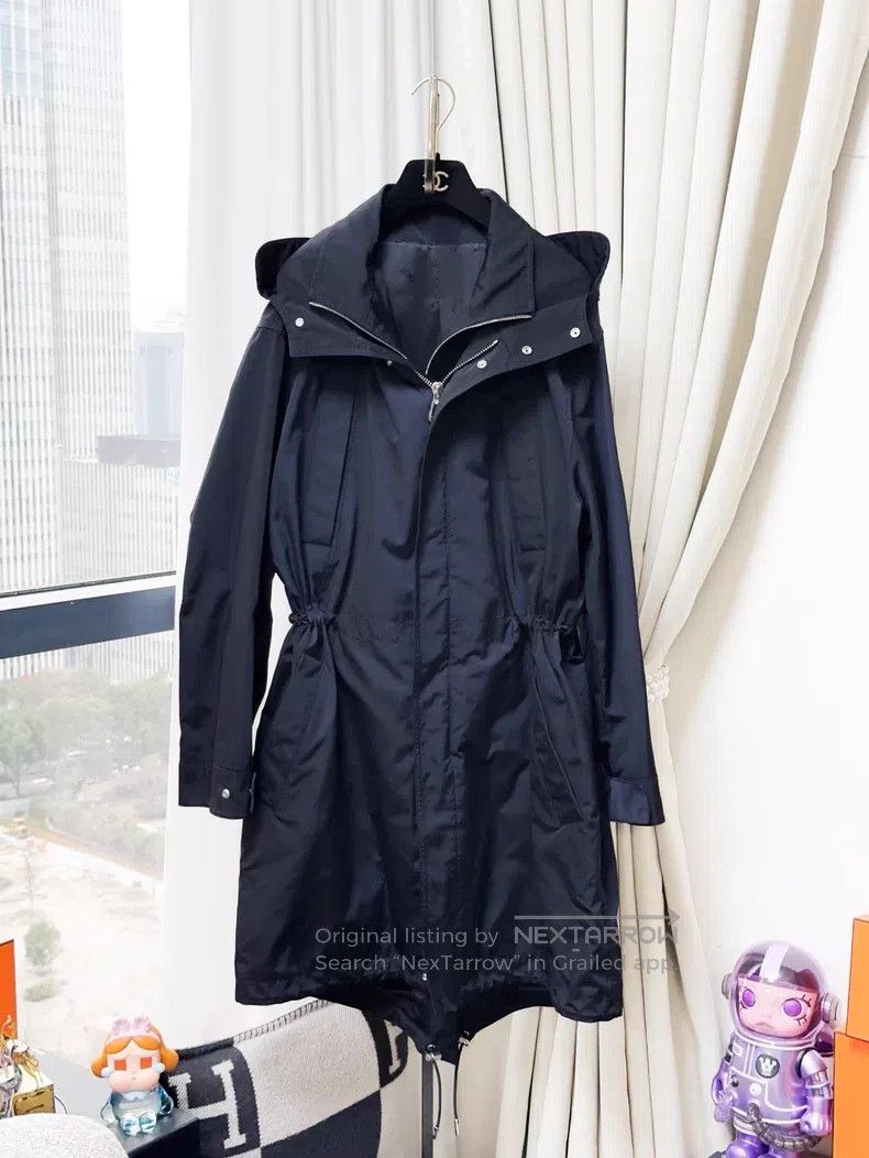Dior Dior Dark blue hooded parka Size US S / EU 44-46 / 1 - 1 Thumbnail