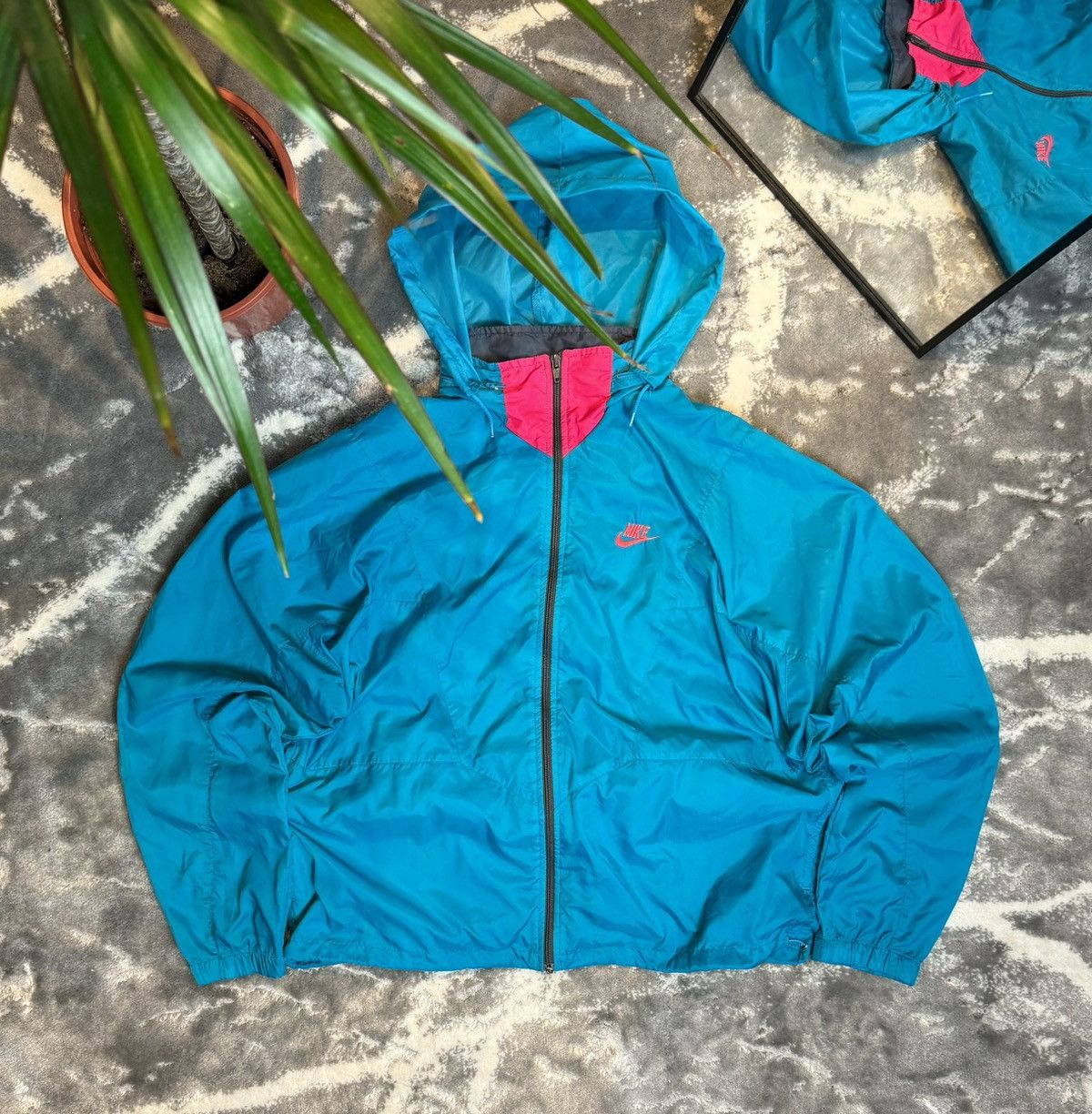 90'S Nike NIKE Back Logo Nylon Jacket Men's Size L Vintage Nylon navy blue type Vintage Second Hand