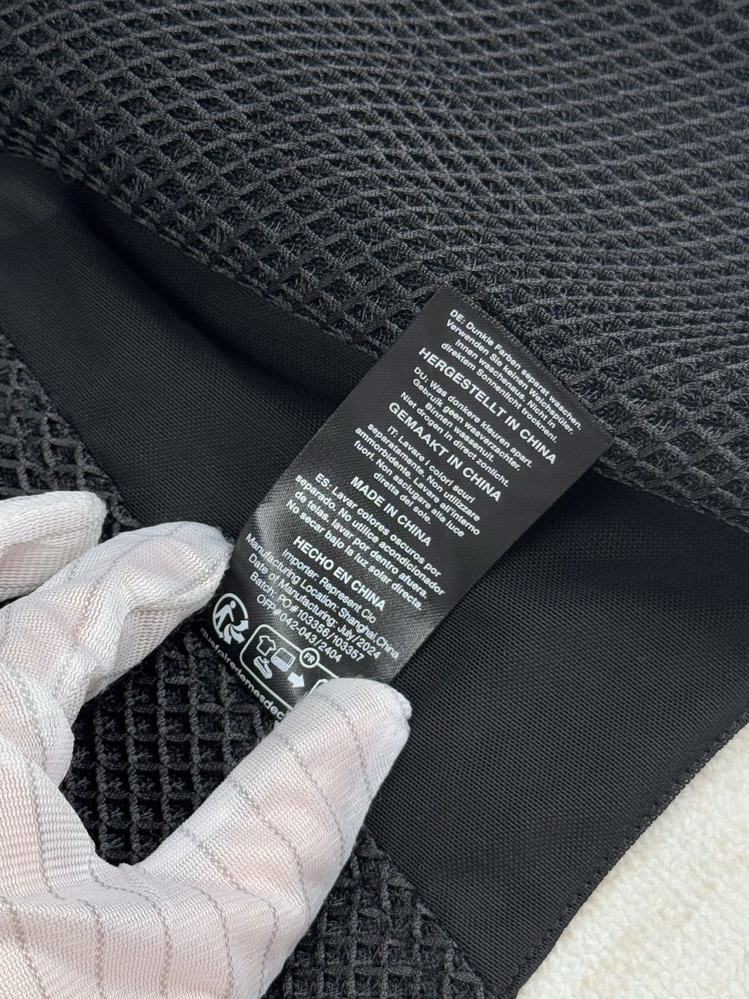 Represent Clo. 247 running vest Size US M / EU 48-50 / 2 - 4 Thumbnail