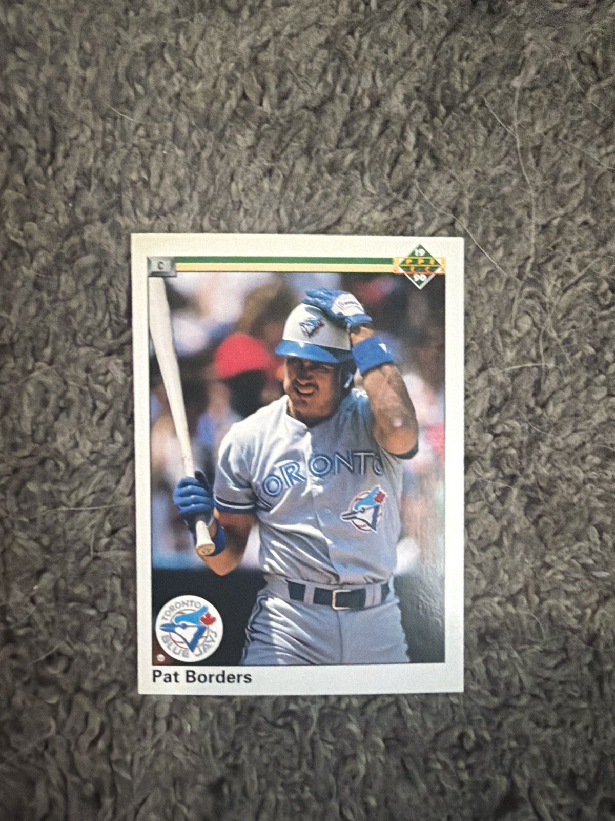 MLB 1990 Upper Deck #113 Pat Borders Card Size ONE SIZE - 1 Thumbnail