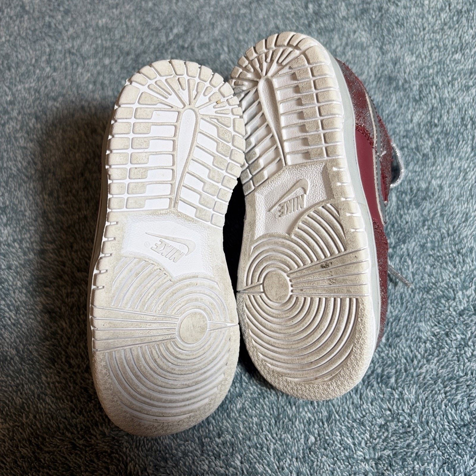 Nike Nike Dunk Low Team Red Metallic Silver Toddler Size US 6.5C Size US 6.5 / EU 39-40 - 9 Thumbnail