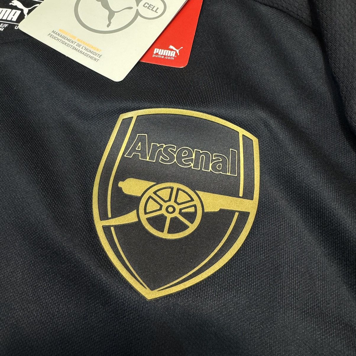 Puma Arsenal 15/16 C/L away shirt #11 ozil (bnwt) Size US M / EU 48-50 / 2 - 7 Thumbnail