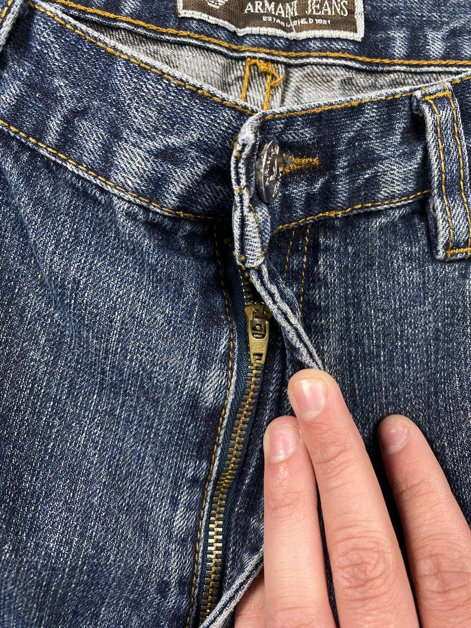 Armani Vintage Armani Denim Baggy Jeans Size US 34 / EU 50 - 10 Thumbnail