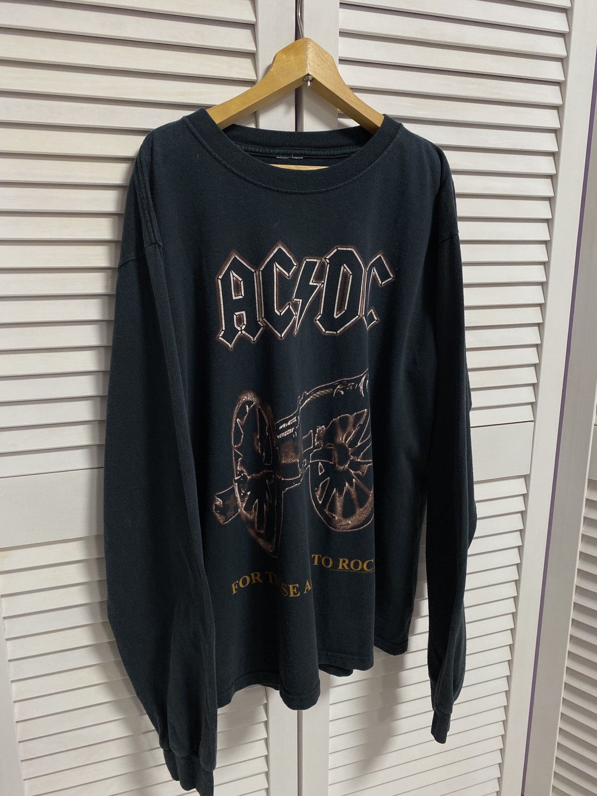 Vintage Vintage T Shirt Long Sleeve AC/DC For Those About Rock Band Size US L / EU 52-54 / 3 - 2 Thumbnail