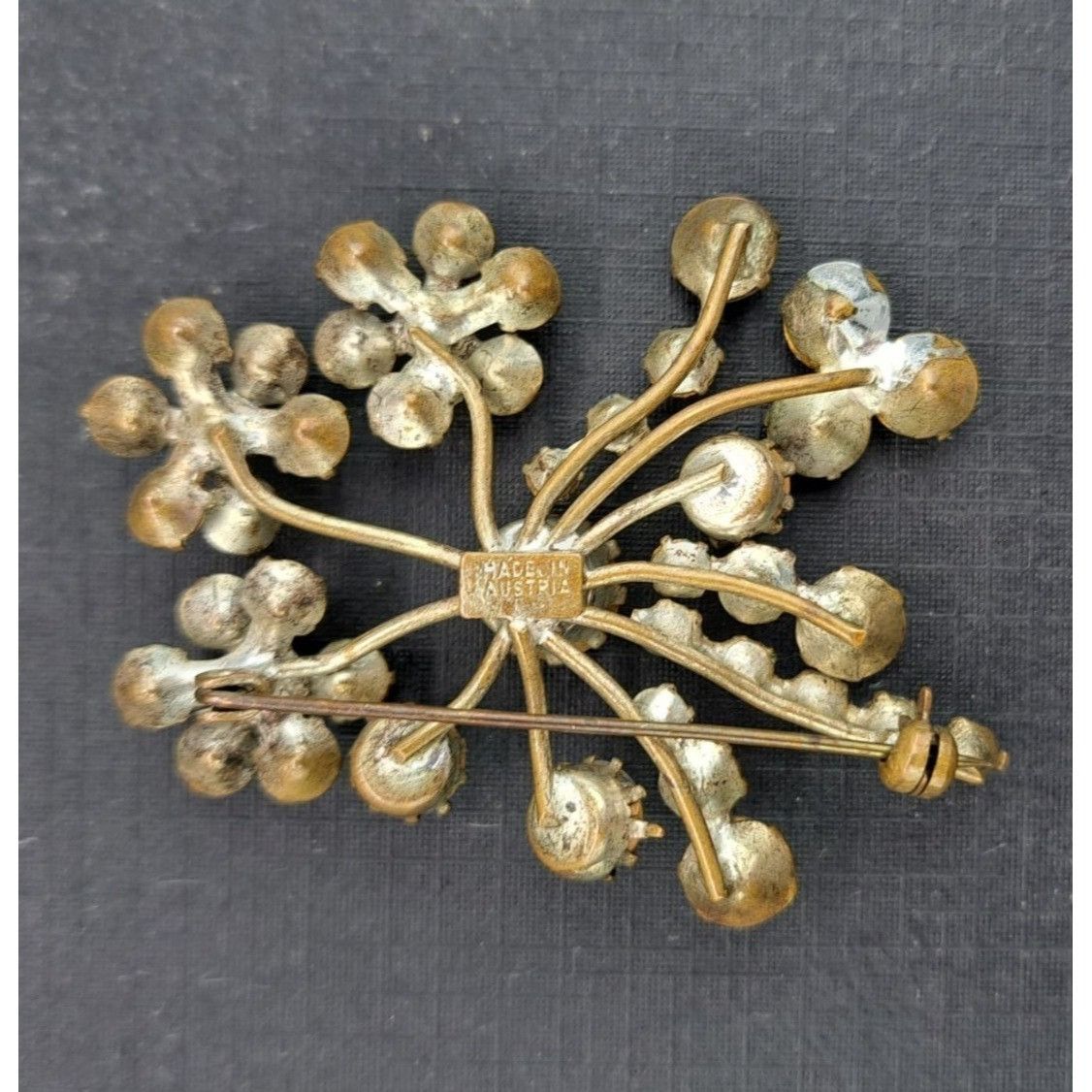 Vintage Vintage Rhinestone Flower Brooch Pin Mid-Century Spray Size ONE SIZE - 2 Thumbnail