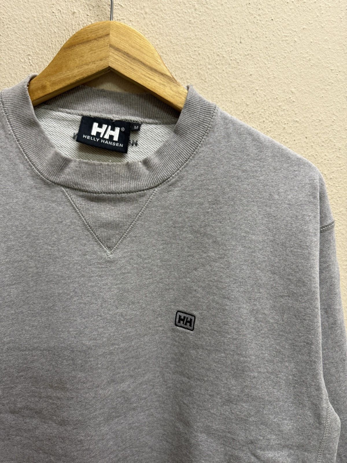 Helly Hansen Vintage Helly Hansen Small Logo Crewneck Sweatshirt Size US M / EU 48-50 / 2 - 17 Thumbnail