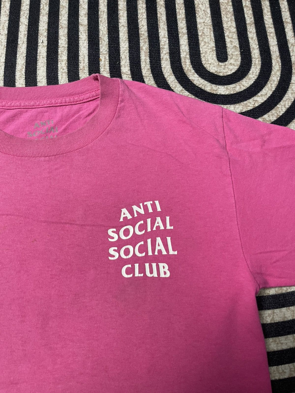 Anti Social Social Club OG STYLE ANTI SOCIAL SOCIAL CLUB BIG SPELL OUT SHIRT Size US S / EU 44-46 / 1 - 5 Thumbnail