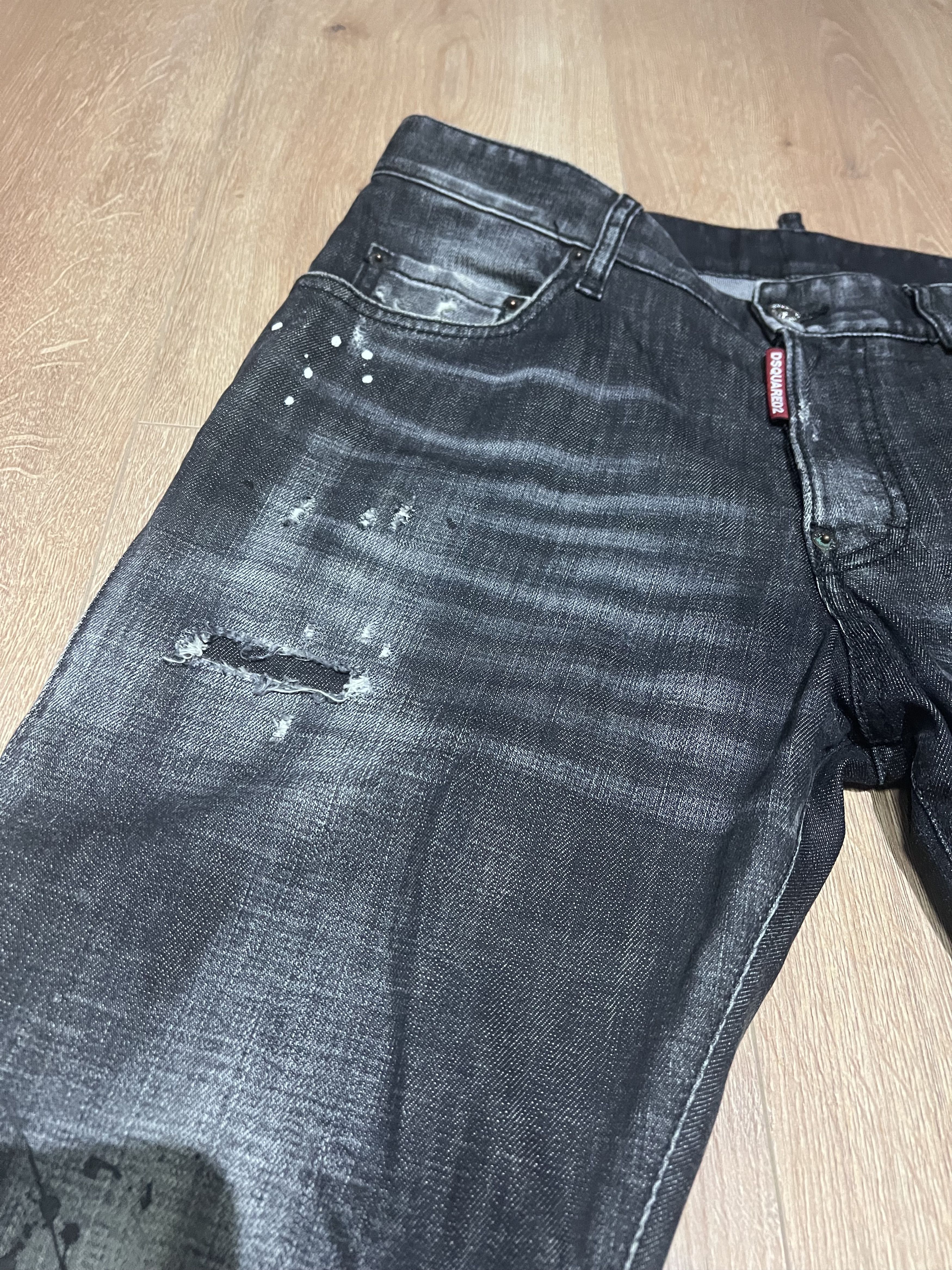 Dsquared2 DSQUARED2 DSQ2 S74LB1039 Skater Jean jeans pants tapered Size US 32 / EU 48 - 8 Thumbnail