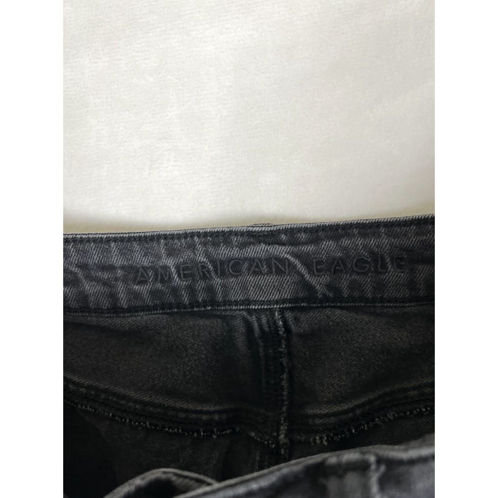American Eagle Outfitters American Eagle Mom Jeans Womens 8 Short Gray High Rise Distressed Stretch Denim Size 30" / US 8 / IT 44 - 6 Thumbnail