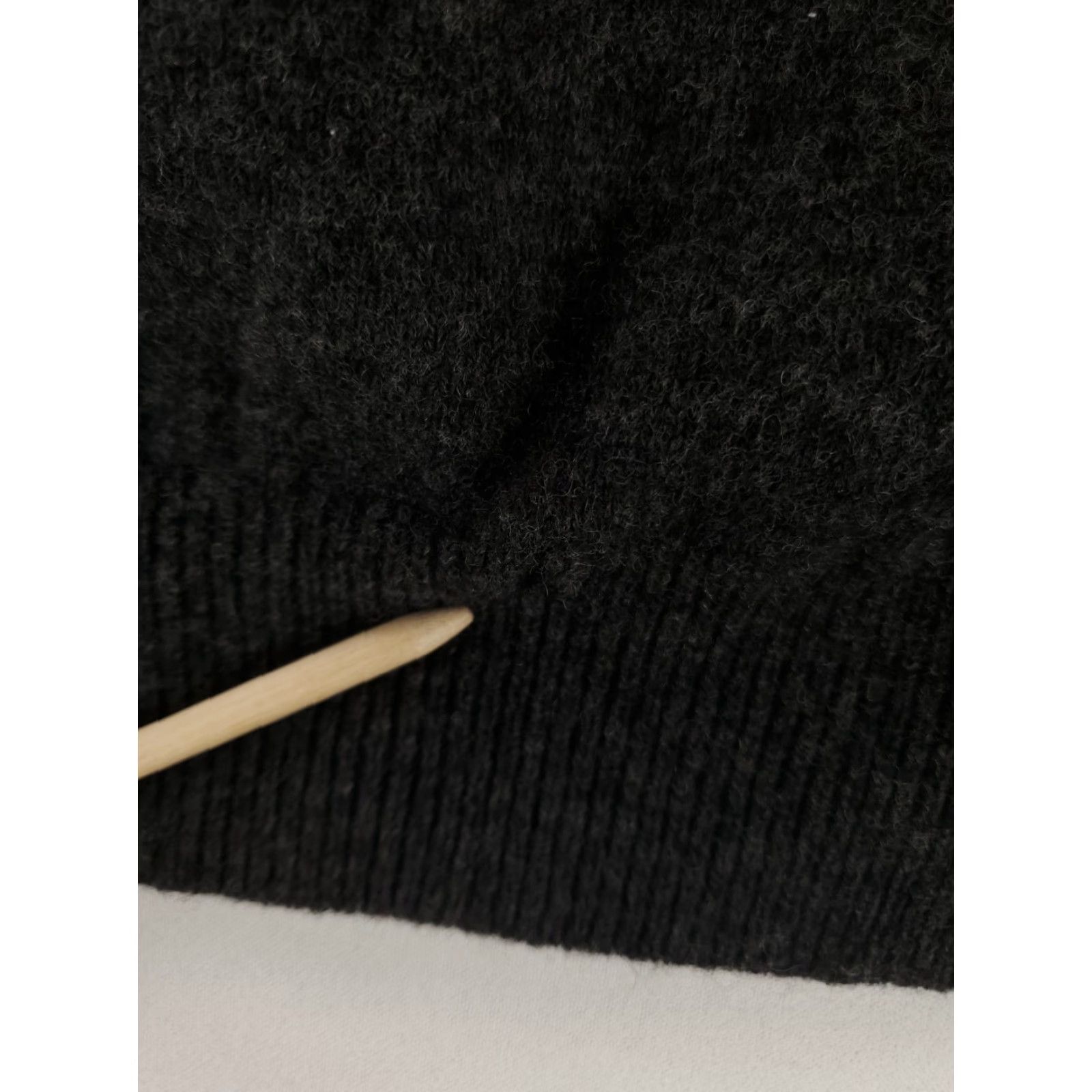 Polo Ralph Lauren Polo Ralph Lauren Sweater Polo 100% Lambs Wool Dark Gray Mens XXL Pullover Color Gray 2XL Hole at bottom Size US XXL / EU 58 / 5 - 5 Thumbnail