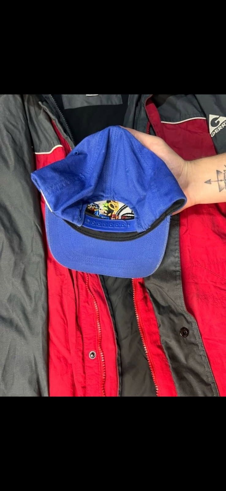 Disney Disney World characters Hat Size ONE SIZE - 4 Thumbnail