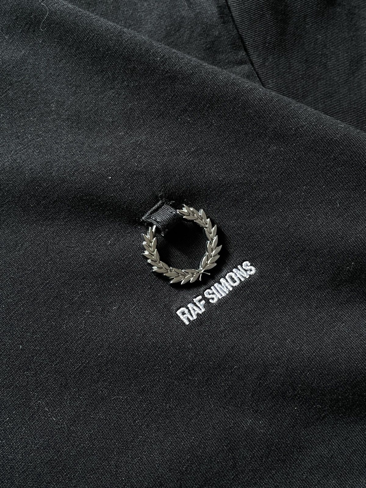 Fred Perry × Raf Simons RAF simons x Fred Perry T-shirt Black tee Y2K avantgarde Size US S / EU 44-46 / 1 - 3 Thumbnail