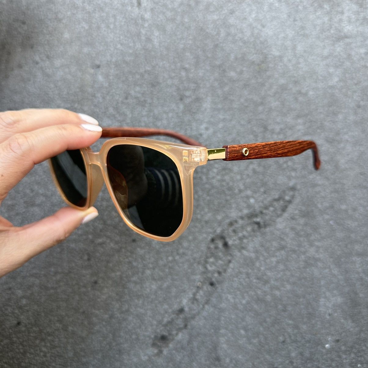 Other Y2K Unisex Sunglasses Retro Fashion Shades YT2299-01 Size ONE SIZE - 2 Thumbnail