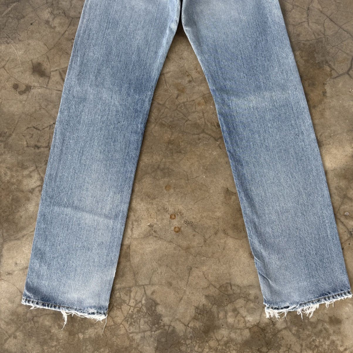 Japanese Brand W30x32 Vintage Japanese Faded Blue Ripped Denim Jean Size US 30 / EU 46 - 11 Thumbnail