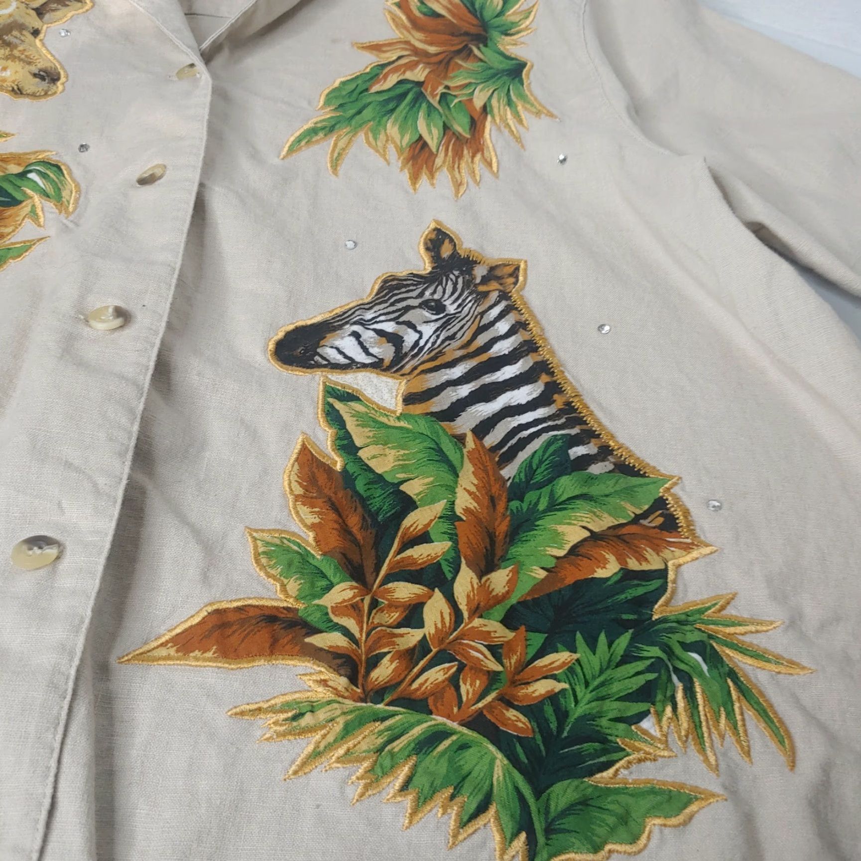 Quacker Factory The Quacker Factory Blouse Large Animal Print Linen Shirt with Rhinestones for Women, Brown, Safari Theme Size L / US 10 / IT 46 - 2 Thumbnail
